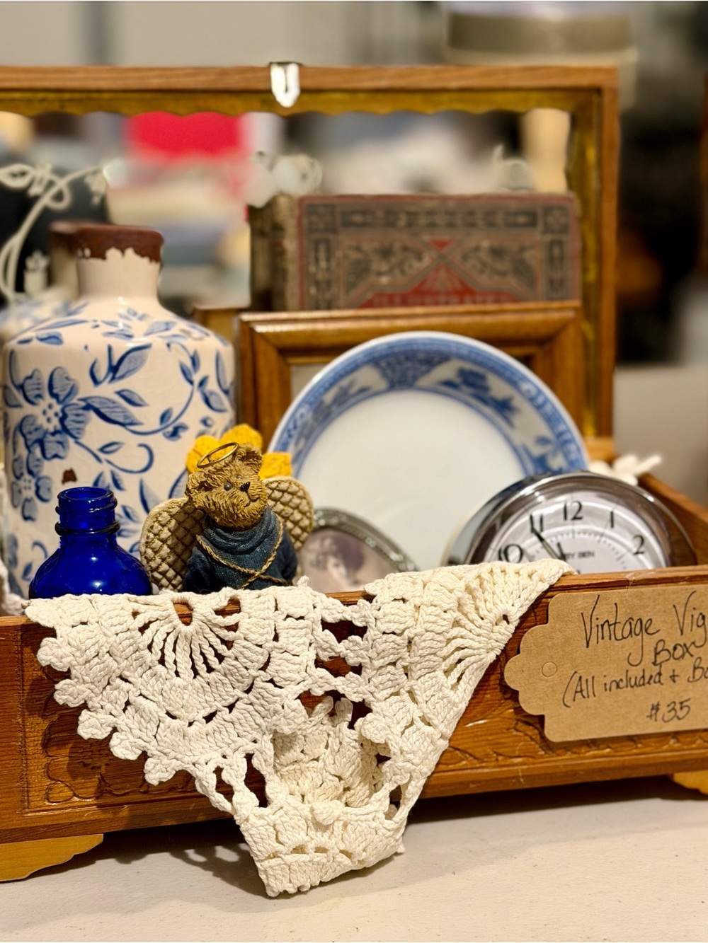 Vintage Vignette Box
